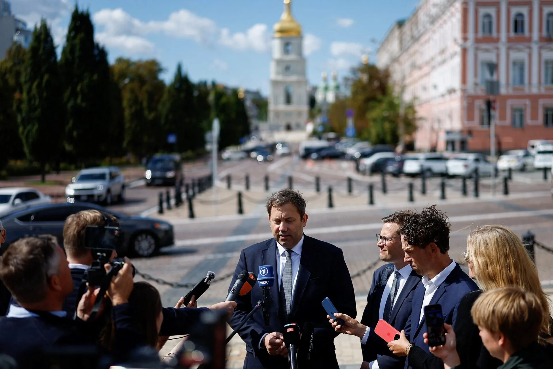 Німеччина готова взяти участь у гарантіях безпеки для України — віцеканцлер Клінґбайль